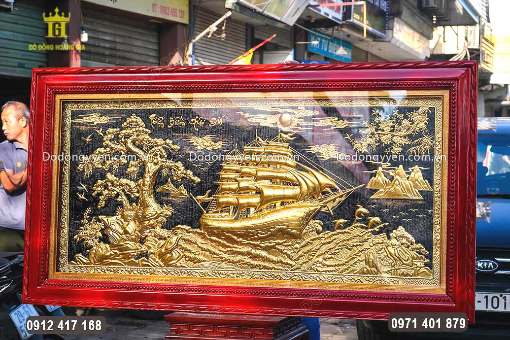 Khung tranh bằng gỗ tự nhi&ecirc;n v&ocirc; c&ugrave;ng chắc chắn